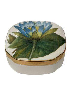 Villeroy & Boch Sentiments Porcelain Trinket Box Waterlily Design W/Gold Germany